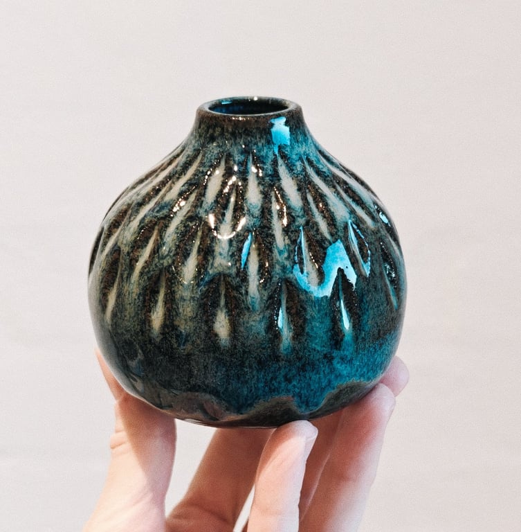 VASE CARVED BLÅ BLANK