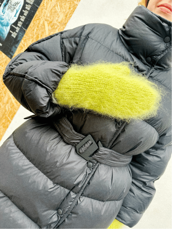 Kit: Fat Fur Hat i Bella by Permin garn (9)