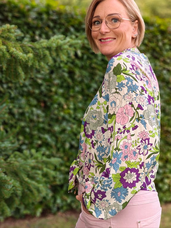 Liv Skjorte  billede 3