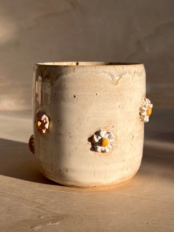 Tusindfryd krus. 350 ml. H: 8,5 cm billede 2