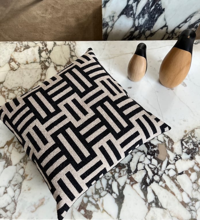 Labyrint 2032-1 Str. 39 x 39 cm.