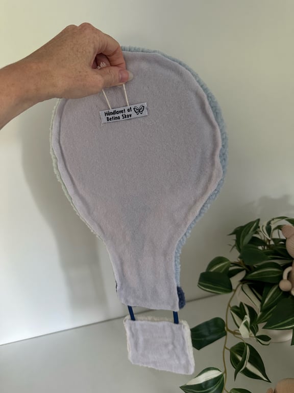 Tuftet luftballon - Håndlavet vægkunst i 100% uld. billede 6