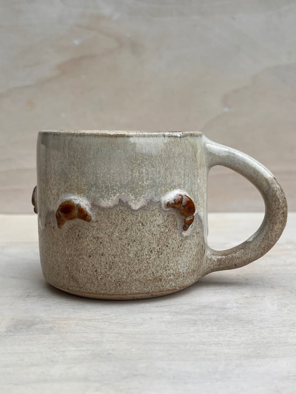 Croissant krus. 340 ml. H: 8 cm