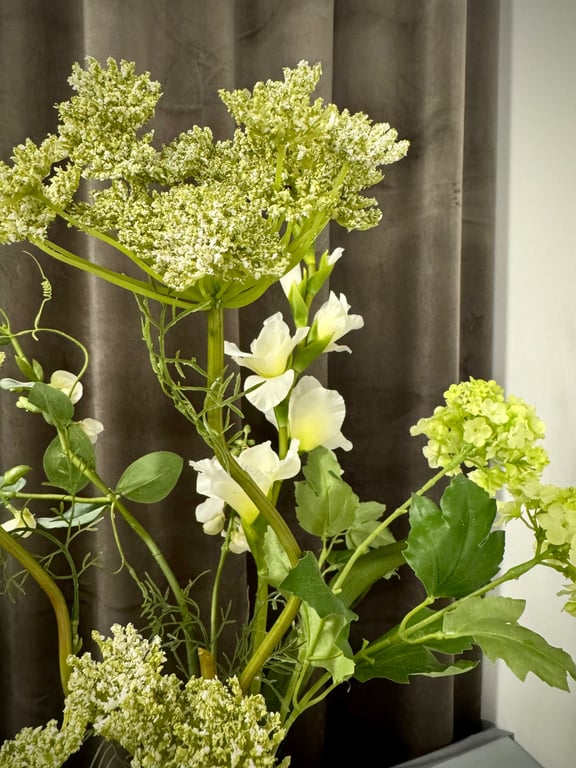 Mix af stilke med. Bla. Gladiolus  billede 7