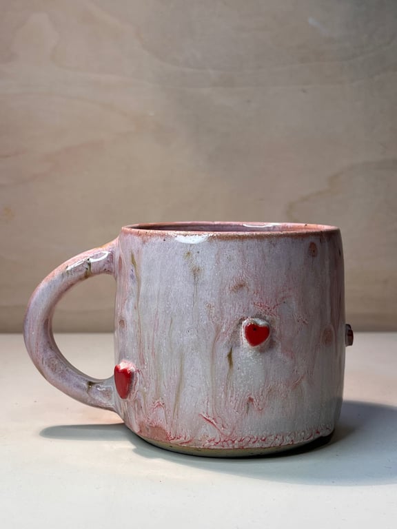 Kop med hjerter. 380 ml. H: 8 cm billede 2