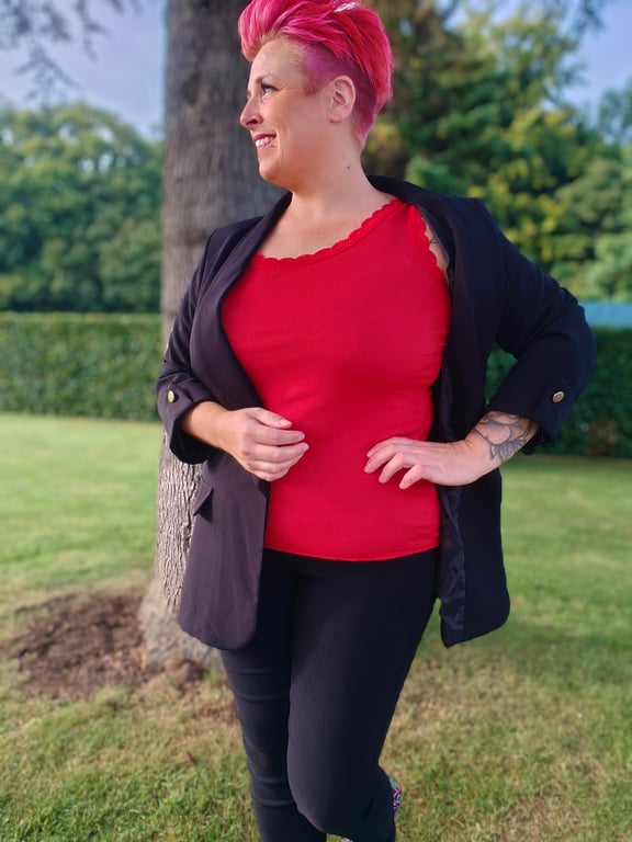 Zafia Top Rød