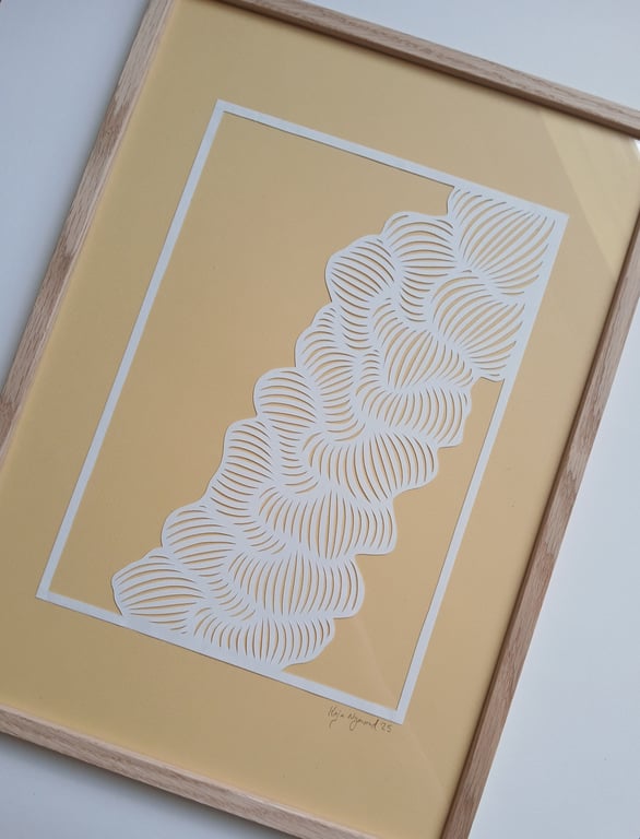 A3 papercut, banana, hvid, indrammet (3)