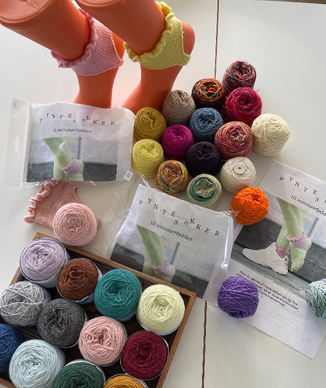 Kit: Pyntesokker til sommerfødder (3)