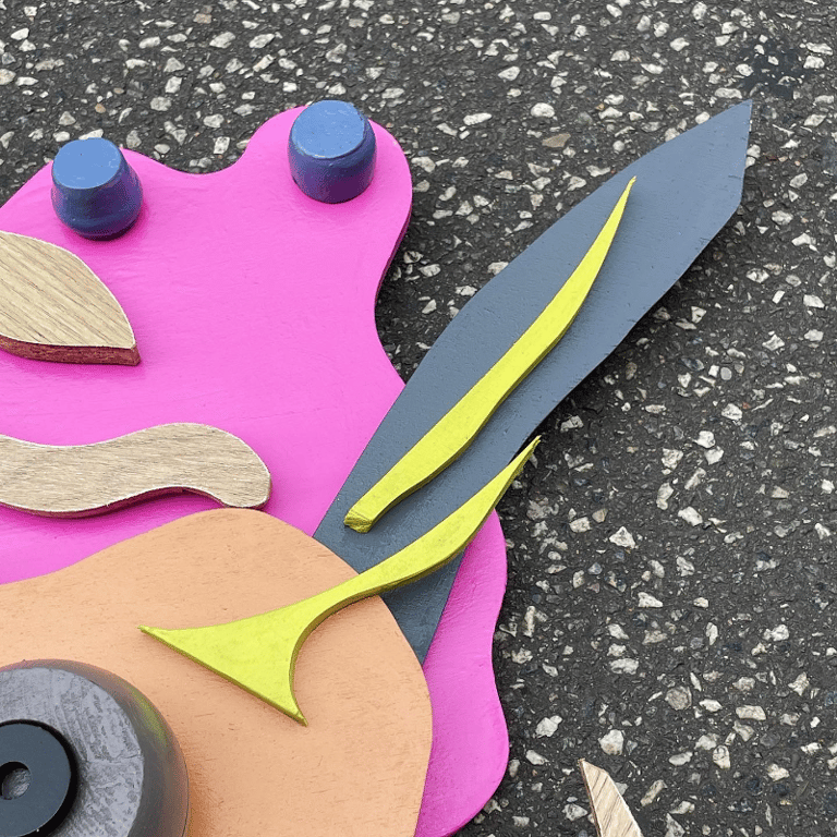 Ko ser gerne drastiske politiske ændringer billede 3