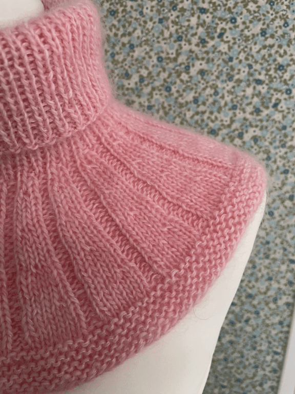 Digital opskrift: Loving Lissi LIGHT halsedisse (voksen) billede 2