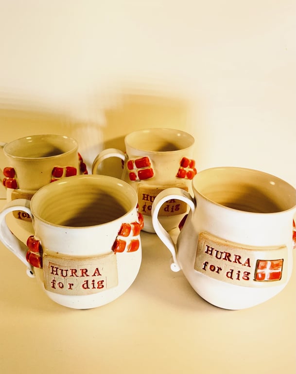 Krus med tekst - Hurra, fødselsdagskrus billede 2