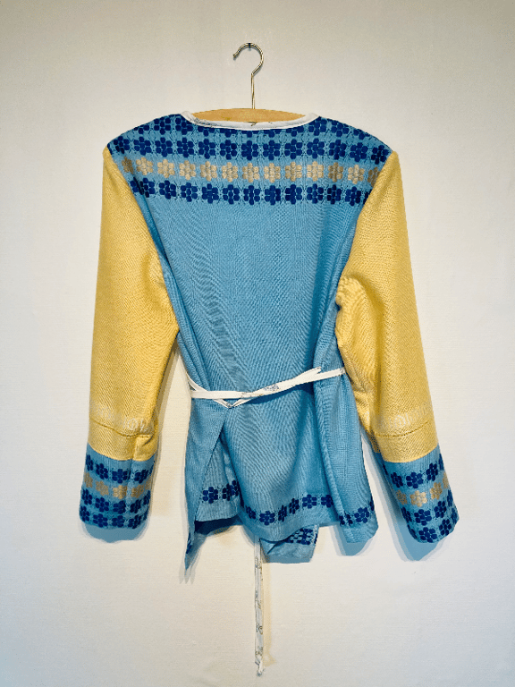 Winnie-blusen med blå blomster billede 3