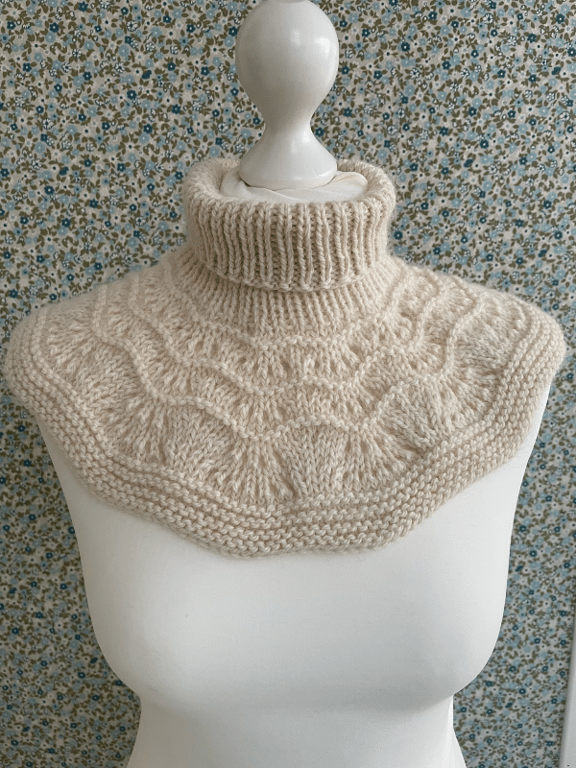 Printet opskrift: Storebælt Halsedisse (voksen)