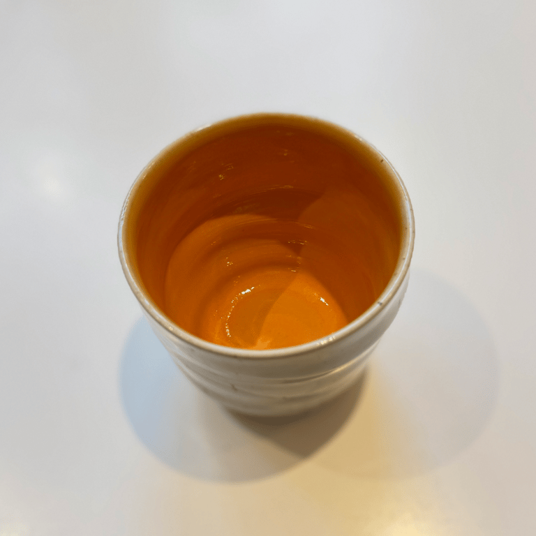 Spiralkrus råhvid med nister, orange billede 2