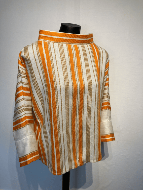 Trine-bluse med orange striber billede 2