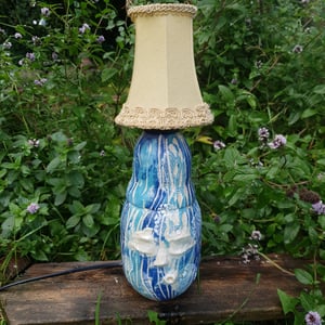 Syngende blå lampe  – produktbillede