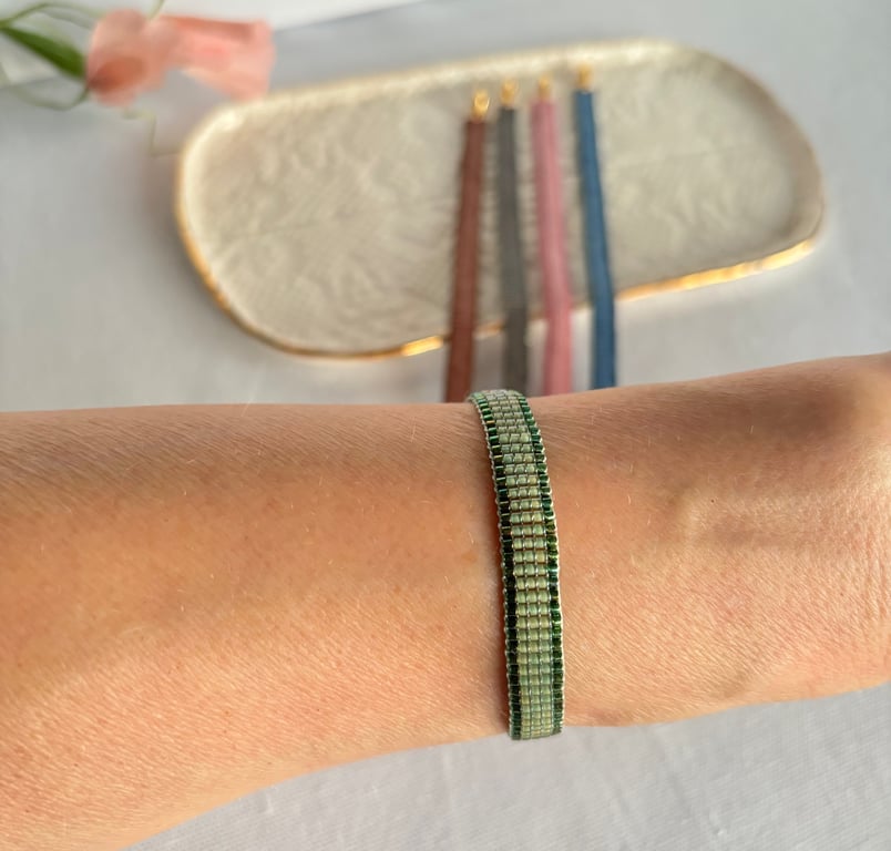 VÆVET JAPANSK ARMBÅND GRØNT