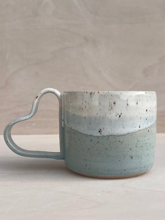 Mormor krus med hjertehank. 340 ml. H: 7,5 cm billede 2