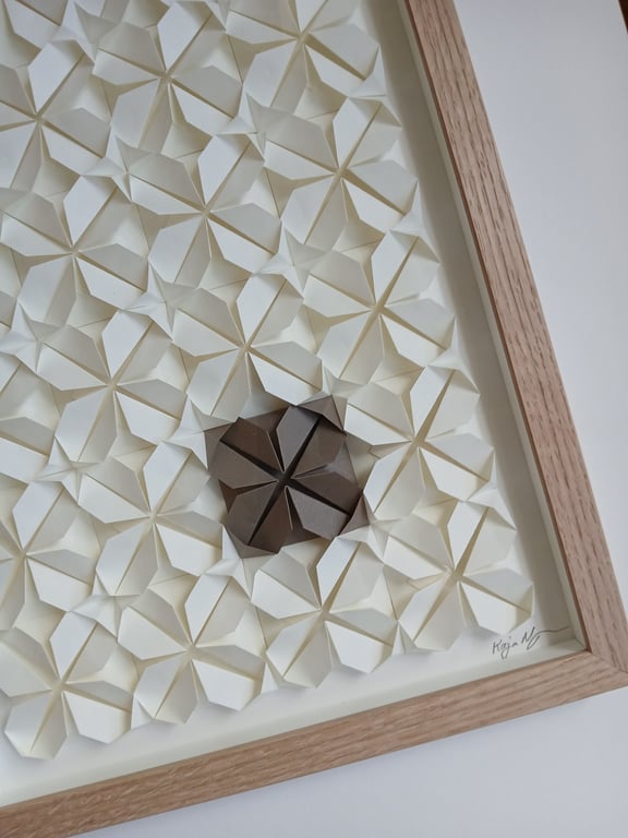 A3 foldet værk, naturhvid, indrammet  (2)