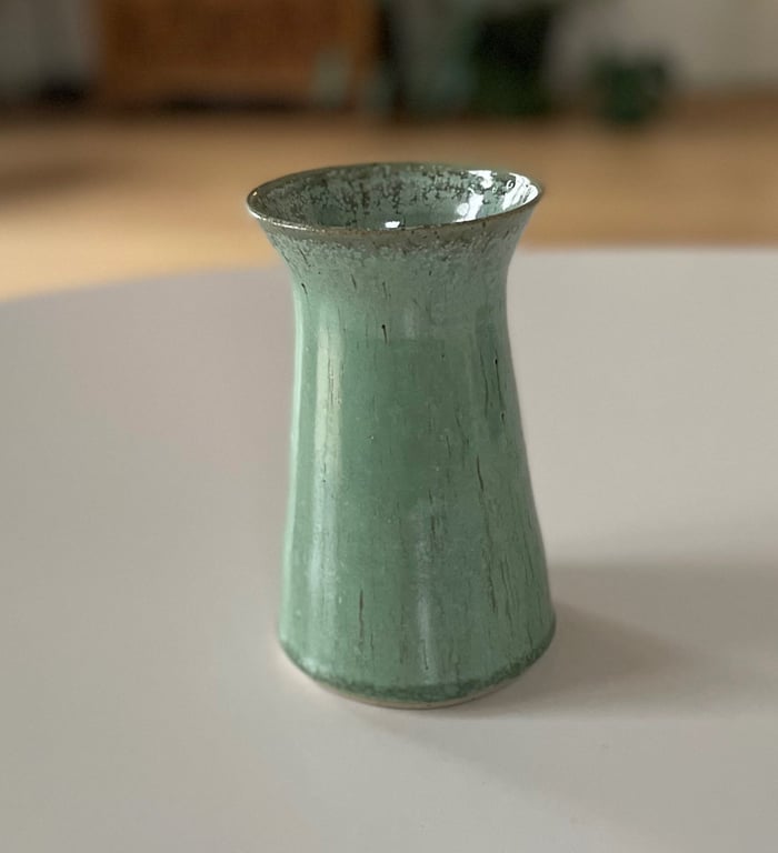 Keramik vase, kobbergrøn - 16 cm