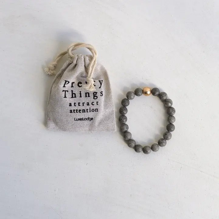 Armbånd med stenperler (5)