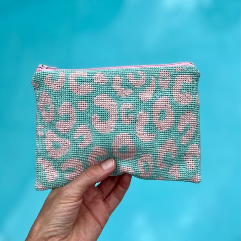 My Little Leo clutch 2022-8 Str. 13 x 19 cm. (4)