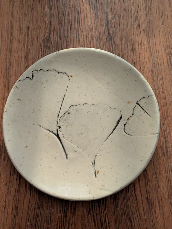 Lille tallerken med Ginkgo biloba 