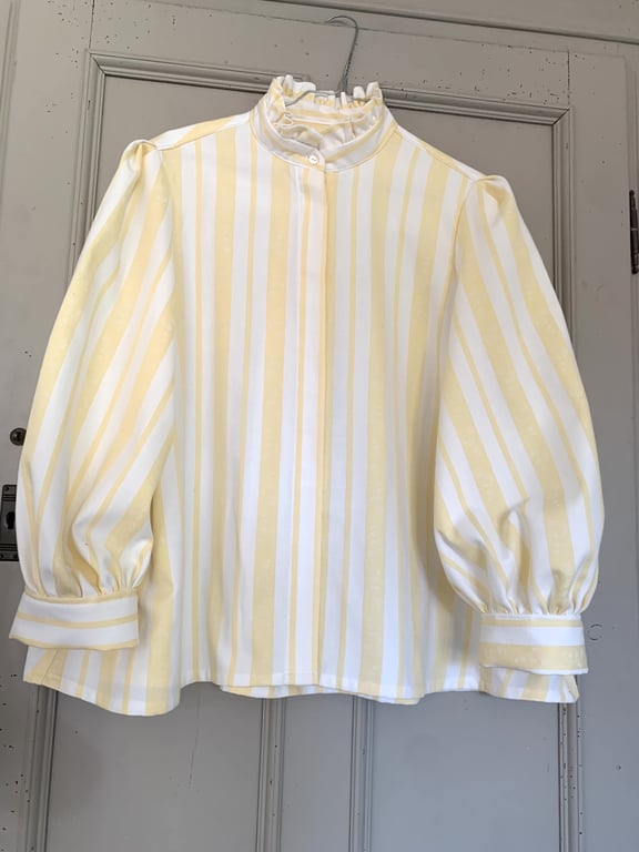 Pastelskjorte 10 str. S-M