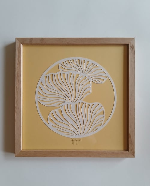 20x20cm, papercut, banana, indrammet 