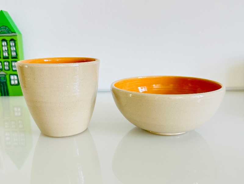 Kop uden hank i beige og orange 