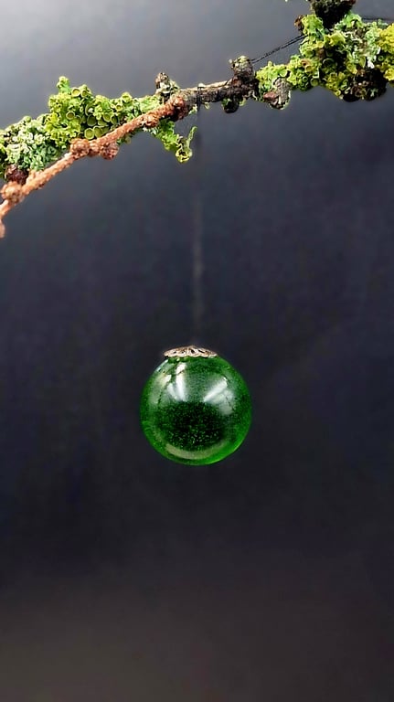 Grønt vinduespynt ø 2 cm