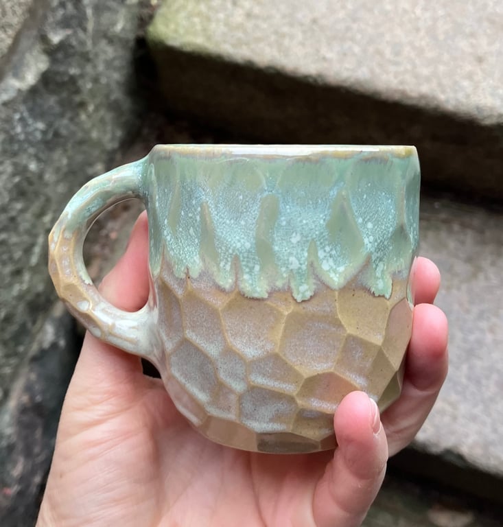 Facetskåret unika kop med hank 