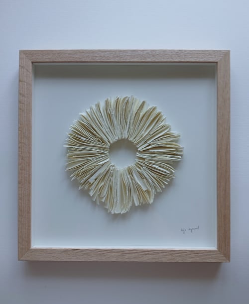 30x30cm relief papirværk, indrammet 