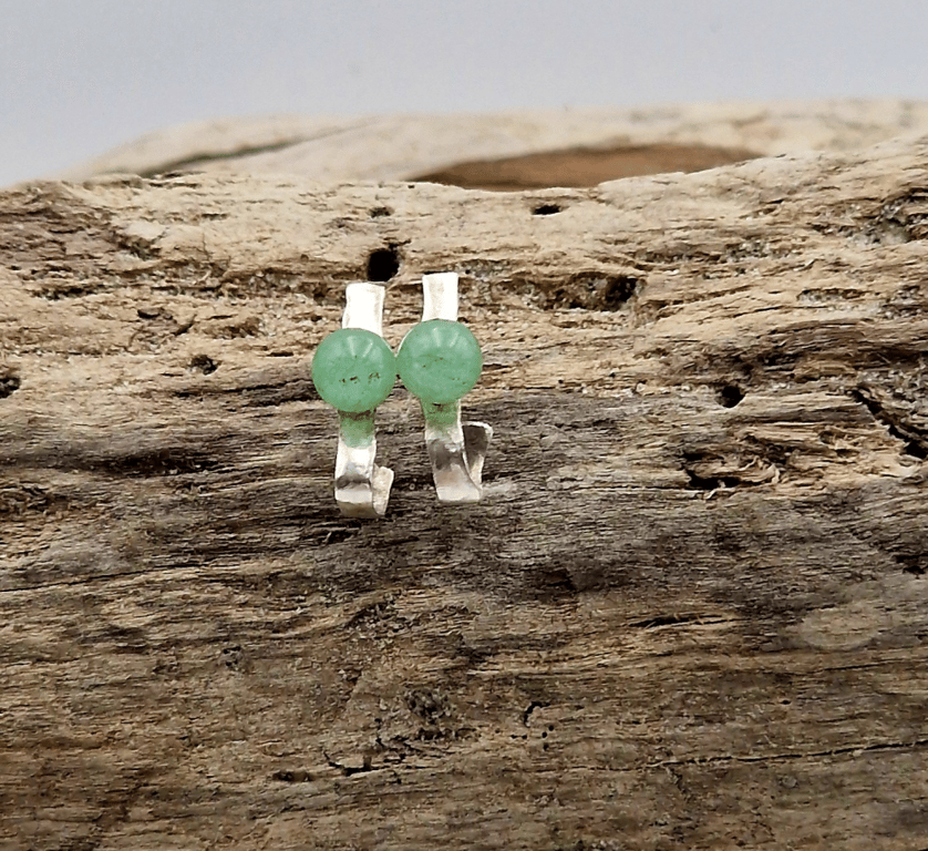 Unika aventurin ørestikker.