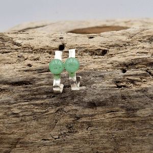 Unika aventurin ørestikker. – produktbillede