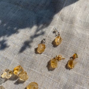 Citrin ørestikker – produktbillede