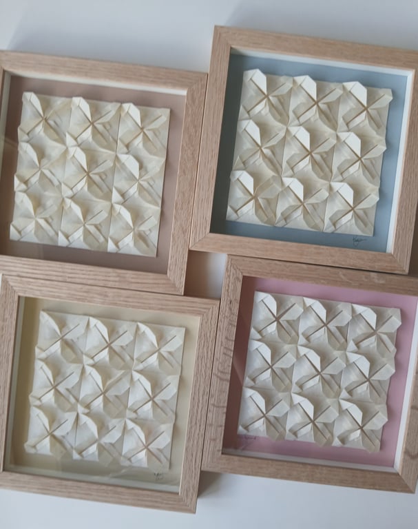 20x20cm, Foldet værk, indrammet  (2)