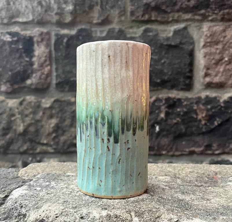 Vase, rillet