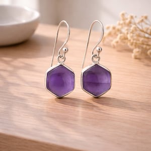 Facet øreringe – Ametyst – produktbillede