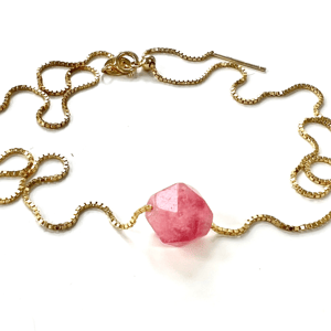 Pink Rhodonit star cut- vedhæng – produktbillede