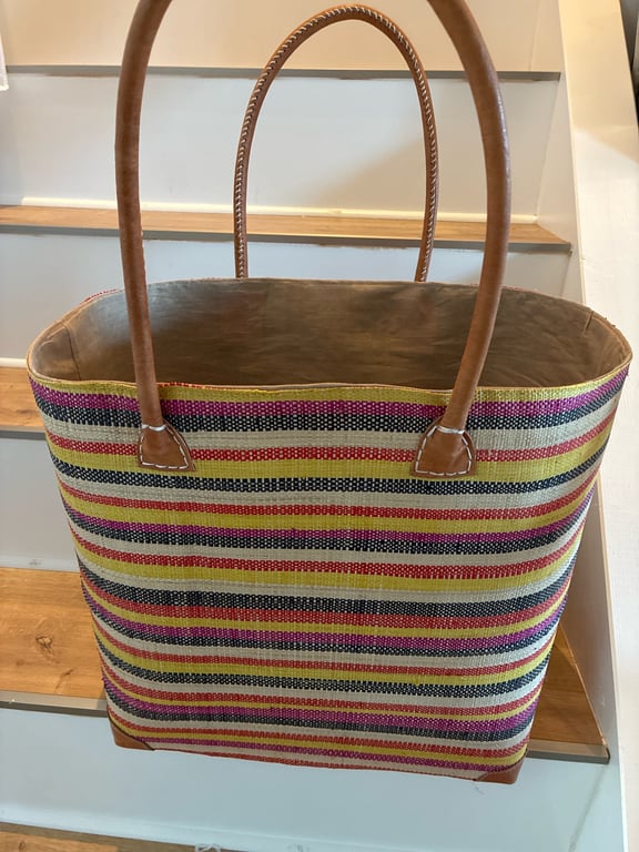 Kurvetaske - bastvævet 