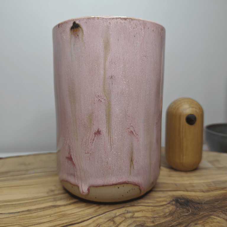 Lyserød potte