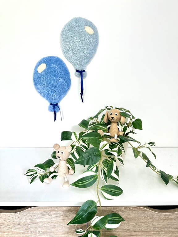 Tuftet farverig ballon (lille) - Håndlavet vægkunst i 100% uld. billede 6