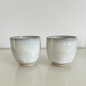 Kop uden hank hvid/blålig – produktbillede