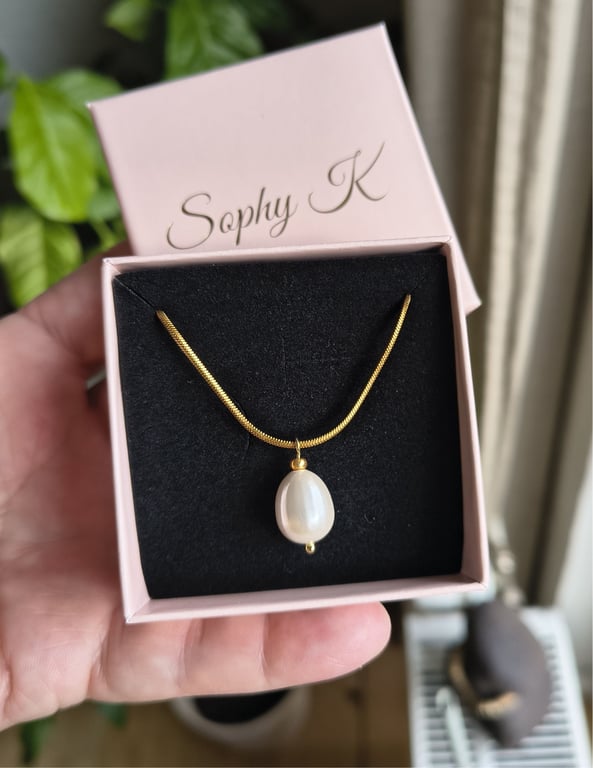 Pearl halskæde / Kirurgisk stål /  shell perle 