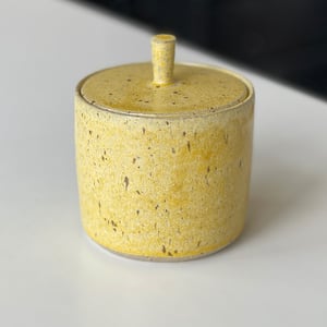 Lågkrukke, hørgul – produktbillede