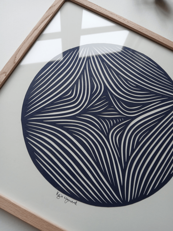 30x30cm papercut, Marineblå, indrammet  (3)