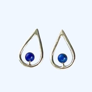 Hedvig_Lapis perle – produktbillede