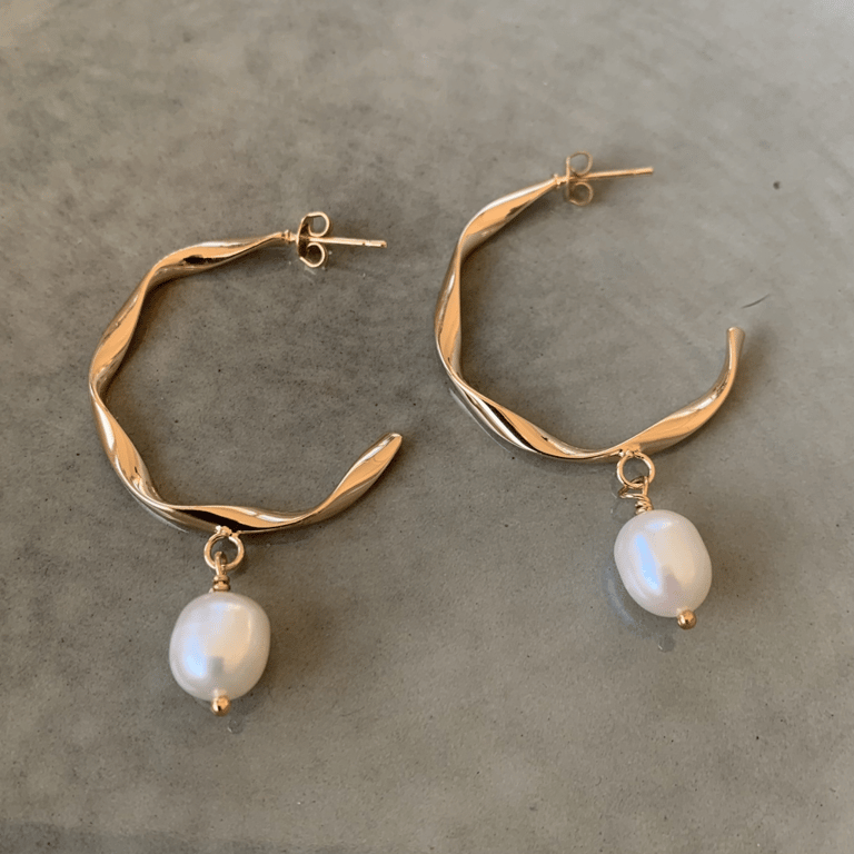 Hvide ferskvandsperle øreringe (large)