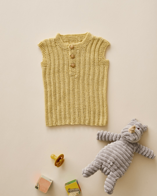 Kit: Babyvest - Elise garn og trykt opskrift